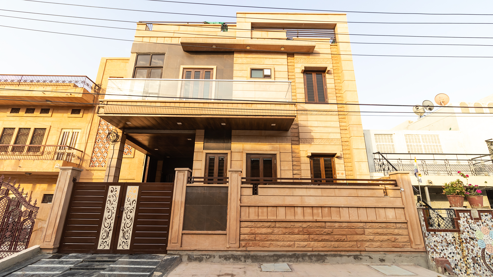 30x60 Fully Furnished Villa